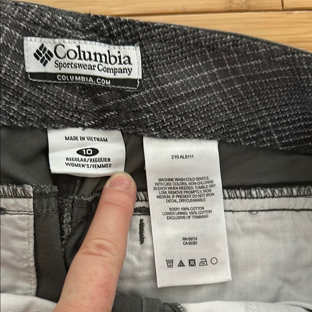 W10 Columbia hiking pants